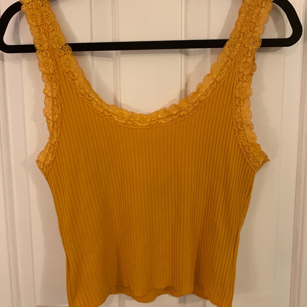Ribbed Crop Top
